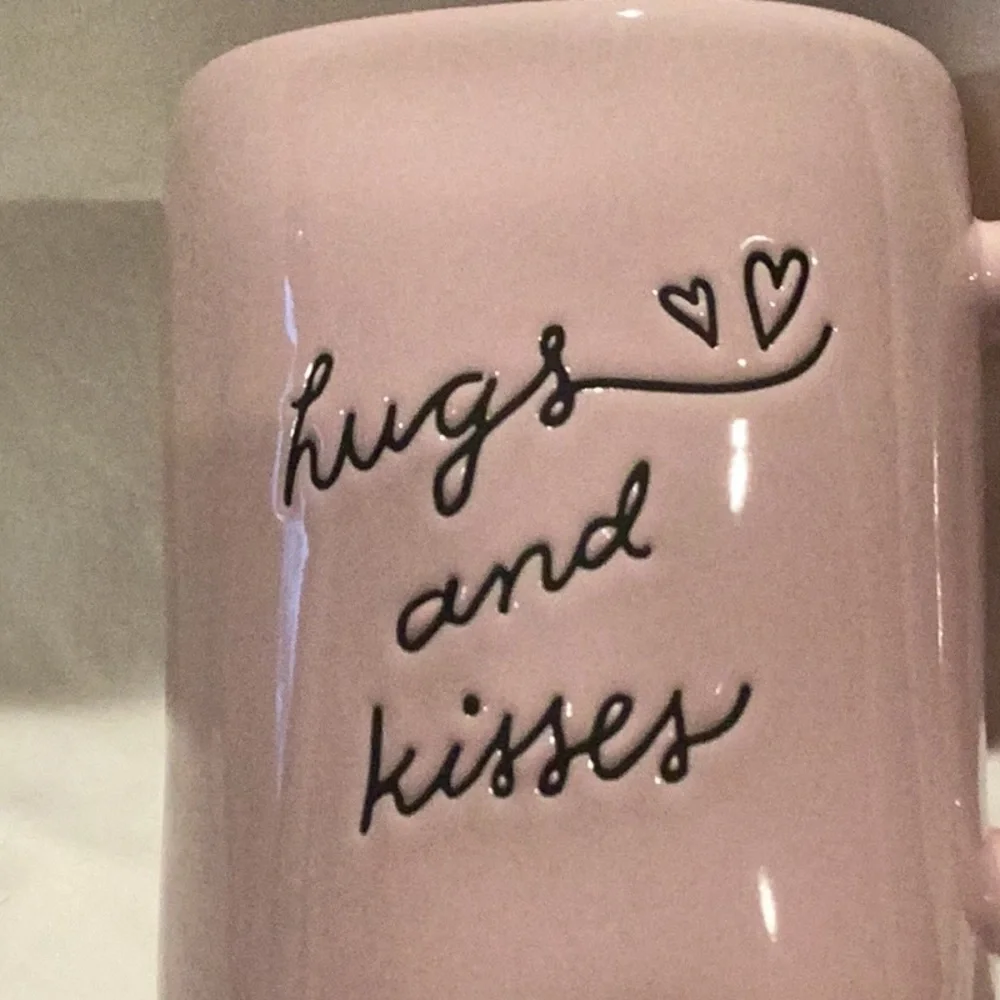 Rae Dunn Hugs and Kisses Valentine mug